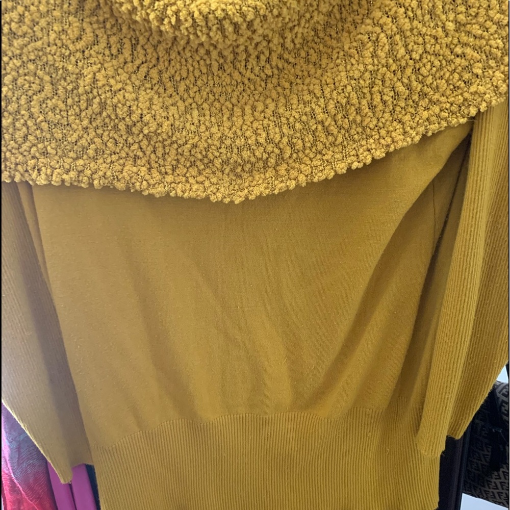 Shawl-Sweater